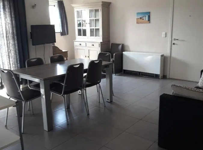 Duplex Met Zwembad Neoportus